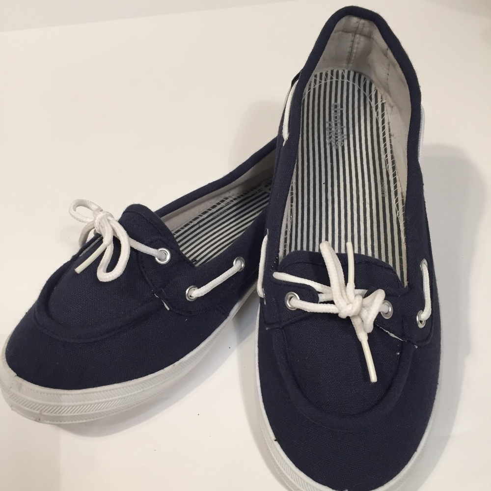 Charlotte Russe Navy Canvas Boat Shoes, 10